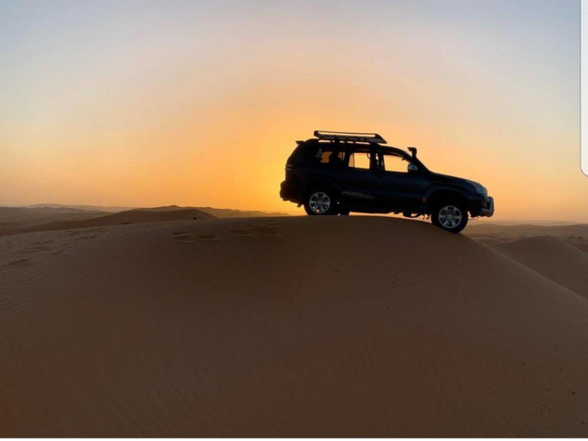 Отель Sahara Family Camp Мерзуга Экстерьер фото