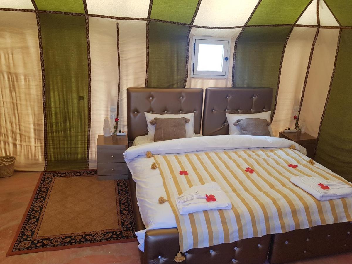 Отель Sahara Family Camp Мерзуга Экстерьер фото